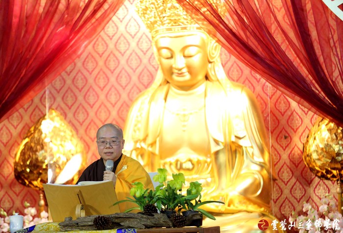 2015冬安居華嚴閉關法會--僧眾學習