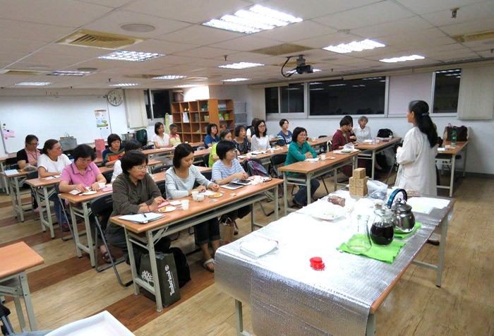 從藥、茶、香道中 靜觀生活