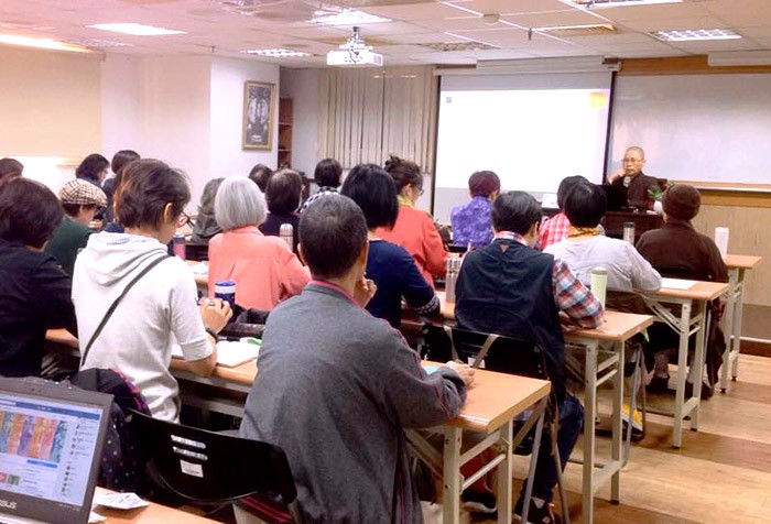 【持大悲咒的功德利益無量】 經典開門專題講座--《大悲心陀羅尼經》課後分享